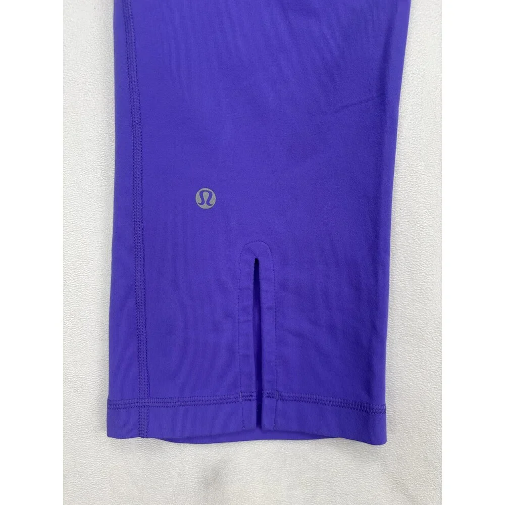 Lululemon Purple Cropped Capri Leggings Sz‎ 8
